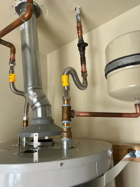Water heater installation and plumbing repair in Keyes